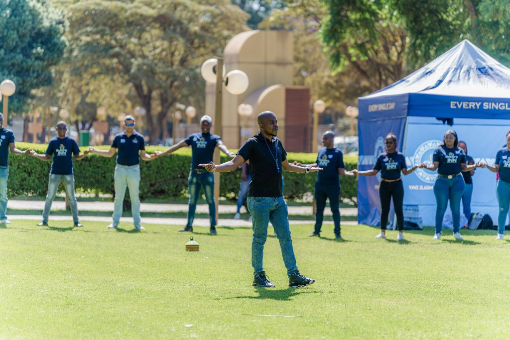 Outdoor team building